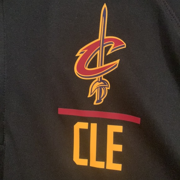 Mens Under Armour Cleveland Cavaliers NBA combine heart gear long sleeve zip up - Picture 2 of 8